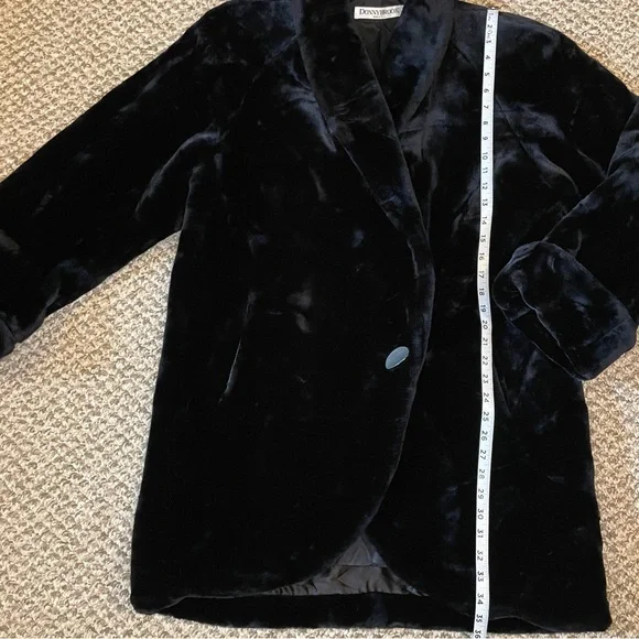 Vintage 80s/90s Donnybrook Oversized Plush Faux Fur Coat - Black - Picture 8 of 13